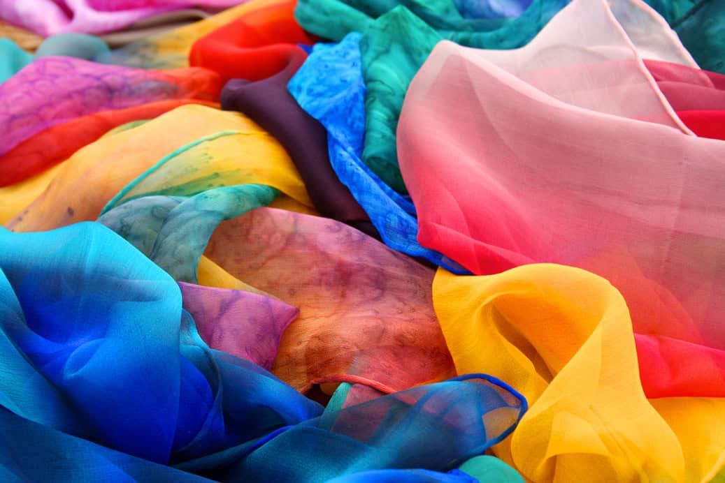 Accademia modulo armocromia avanzata il multimetodo i tessuti esplodono in colori nelle stagioni